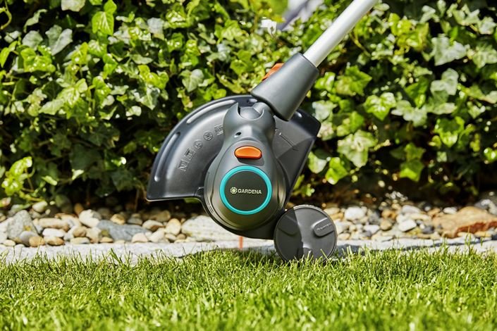 Gardena Akku-Trimmer Set ComfortCut Li-23/18 P4A - inklusive Akku und Ladegerät - Modell 2025 – Bild 2